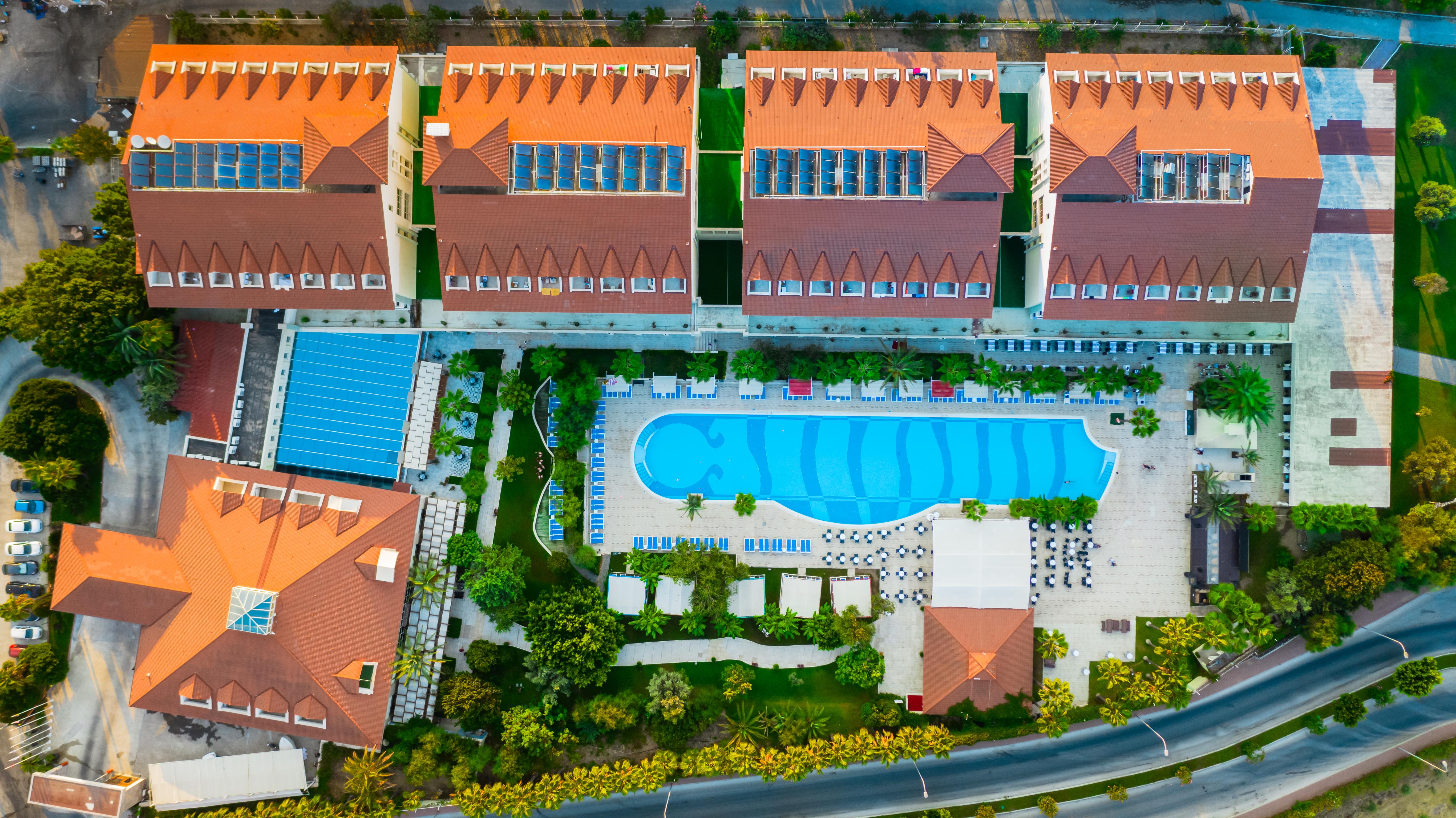 Sural Hotel Side Exterior photo